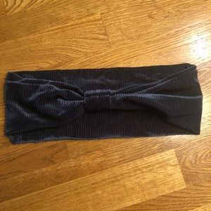 Anthropologie deep blue velvet headband